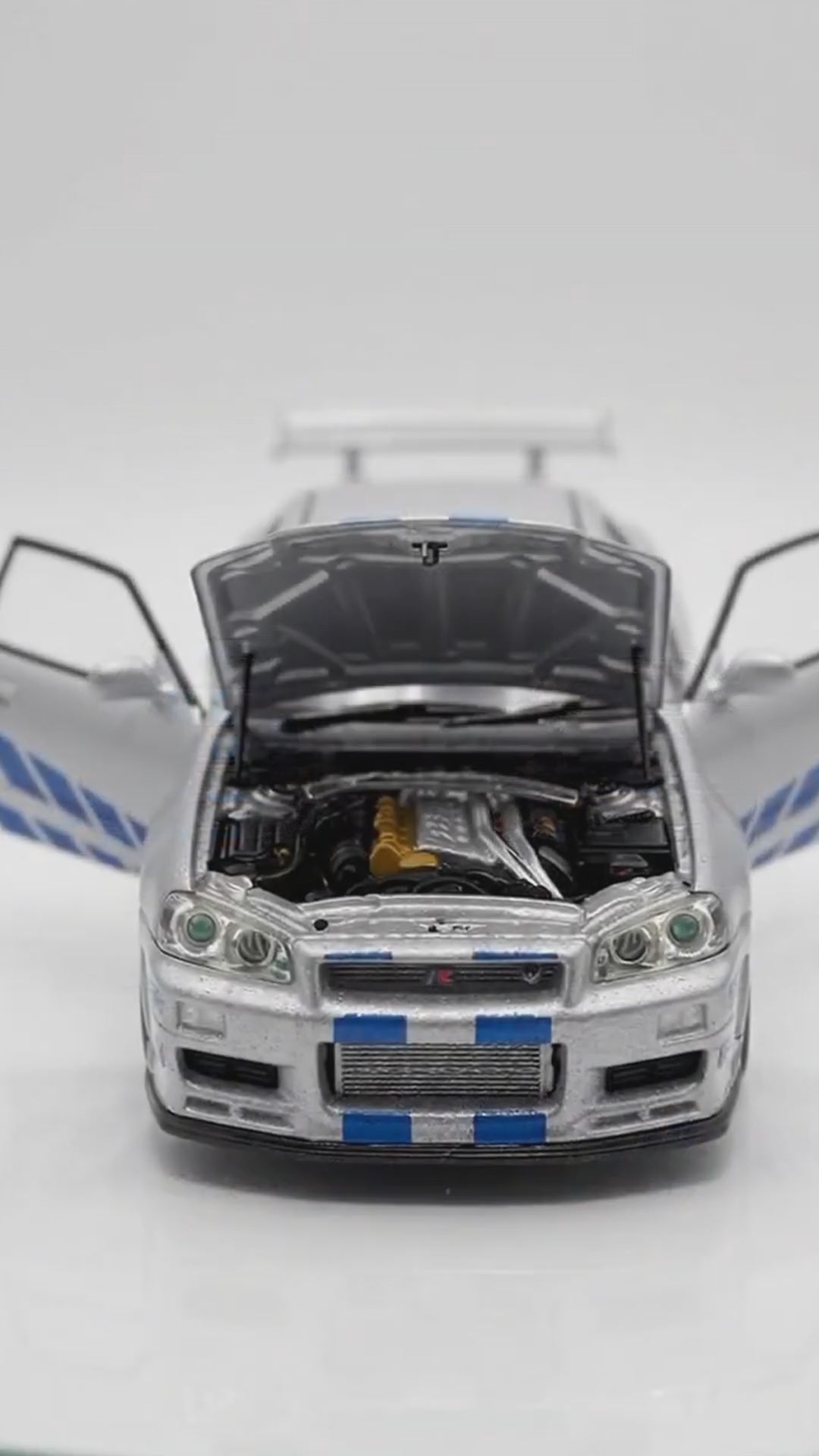 Skyline GT-R R34 Movie Edition